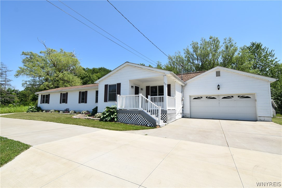 7193 Erie Road Evans, NY 14047 - Photo 1 of 1 Gallery Image 1