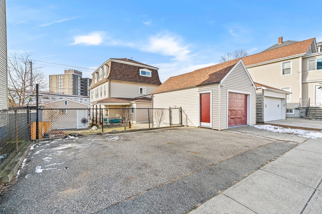 712 Eastern Avenue, Unit 1 Fall River, MA 02723 - Photo 12 of 13