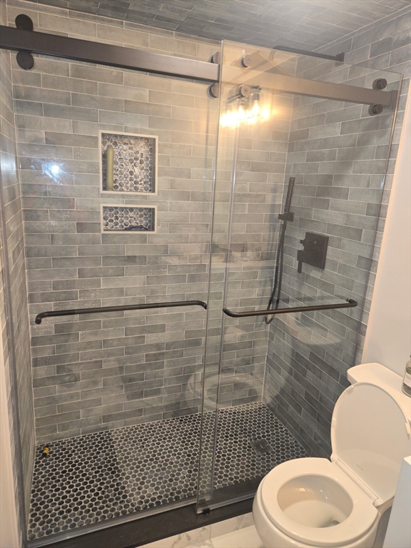 47 Massasoit Avenue, Unit B Hull, MA 02045 - Photo 6 of 12