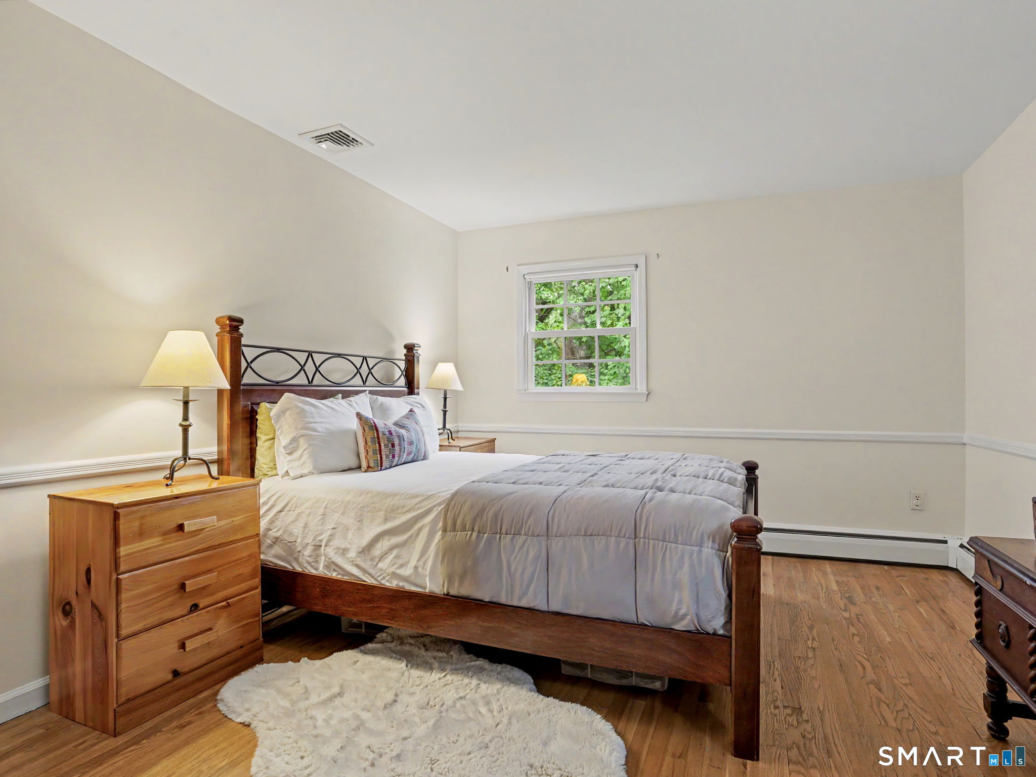 1061 Galloping Hill Road Fairfield, CT 06824 - Photo 12 of 29