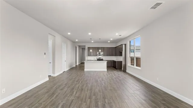 $2,550 | 3804 Malibu Drive, Sherman, TX 75090