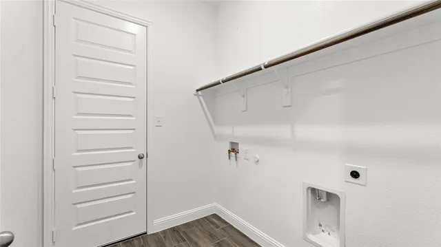 $2,550 | 3804 Malibu Drive, Sherman, TX 75090