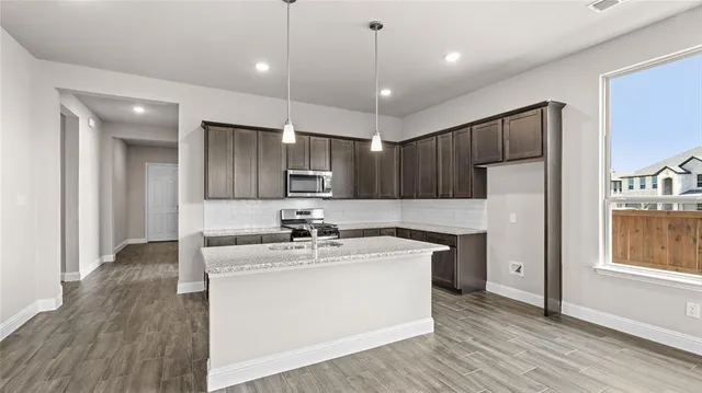 $2,550 | 3804 Malibu Drive, Sherman, TX 75090