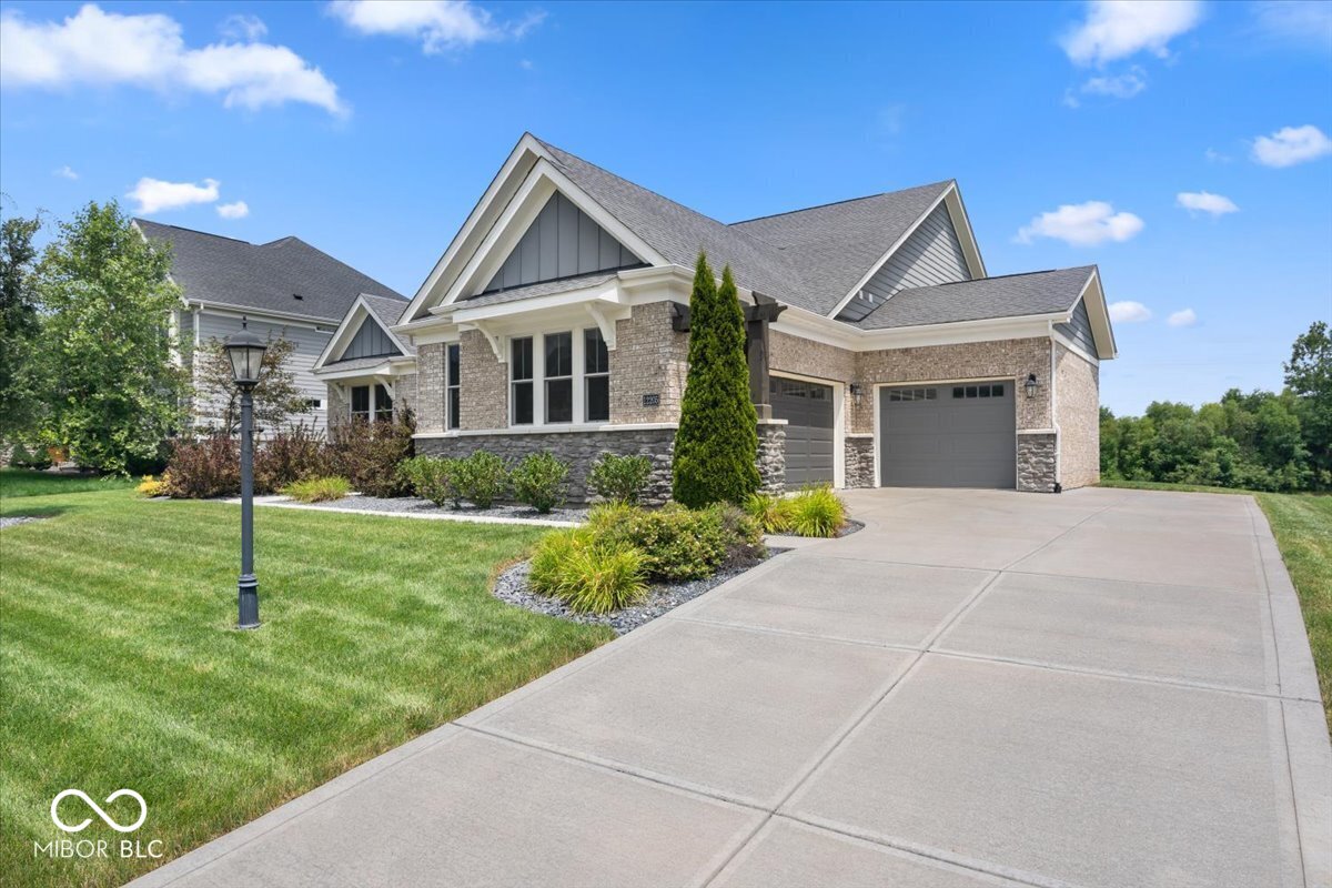 12205 Hidden Point Ct. Fishers, IN 46037 - Photo 5 of 50
