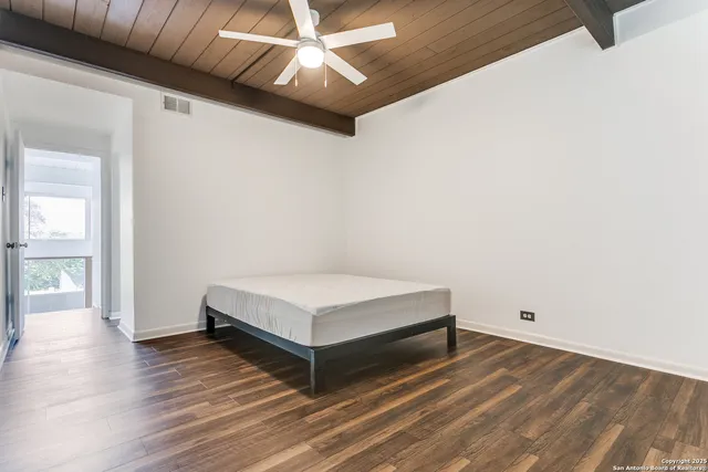 $249,000 | 3102 Eisenhauer Road, Unit B 20, San Antonio, TX 78209