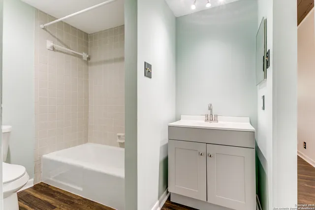 $249,000 | 3102 Eisenhauer Road, Unit B 20, San Antonio, TX 78209