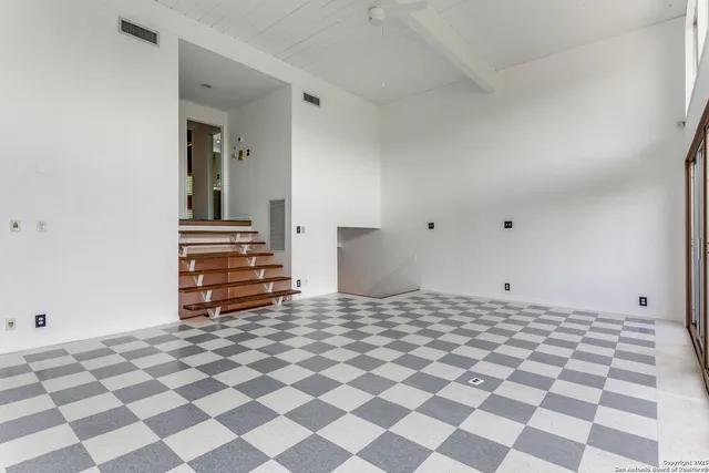 $249,000 | 3102 Eisenhauer Road, Unit B 20, San Antonio, TX 78209