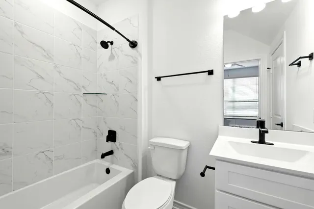 $3,200 | 15727 Rosemary Hl Lane, Conroe, TX 77302