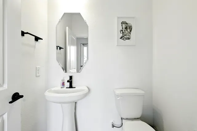 $3,200 | 15727 Rosemary Hl Lane, Conroe, TX 77302