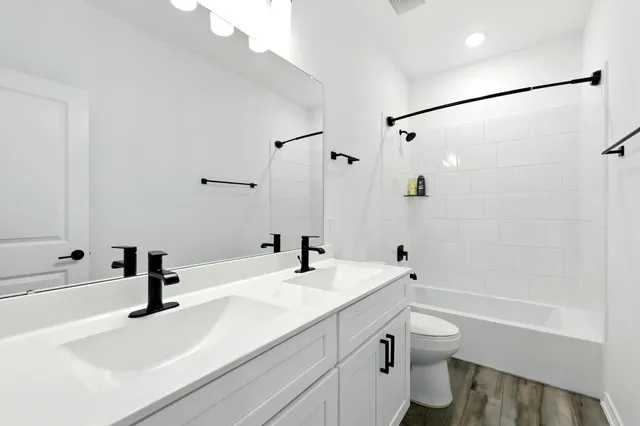 $3,200 | 15727 Rosemary Hl Lane, Conroe, TX 77302