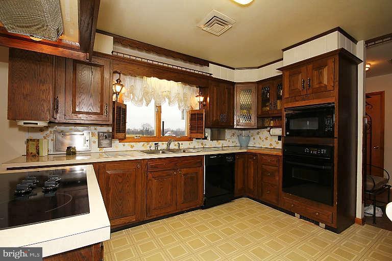 16751 Scott Road Emmitsburg, MD 21727 - Photo 104 of 104 Photo from 2014, recent photos to be added soon.