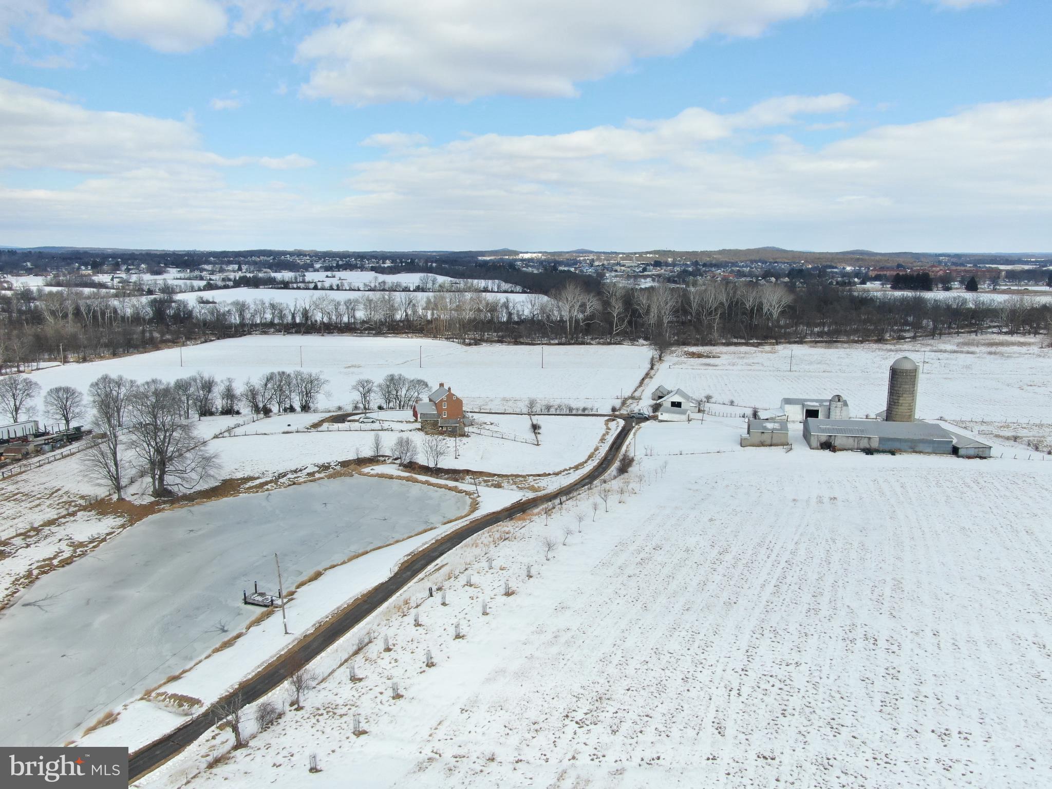 16751 Scott Road Emmitsburg, MD 21727 - Photo 17 of 104