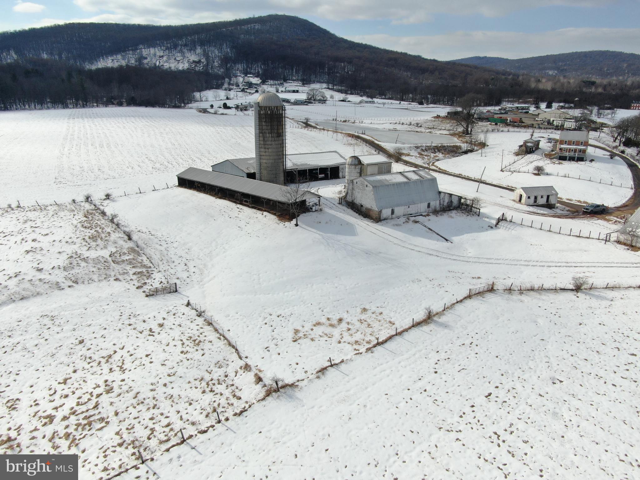 16751 Scott Road Emmitsburg, MD 21727 - Photo 6 of 104