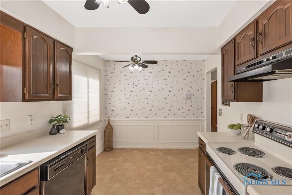 2233 Rockspring Road, Unit 2A Toledo, OH 43614 - Photo 20 of 27 Gallery Image 20
