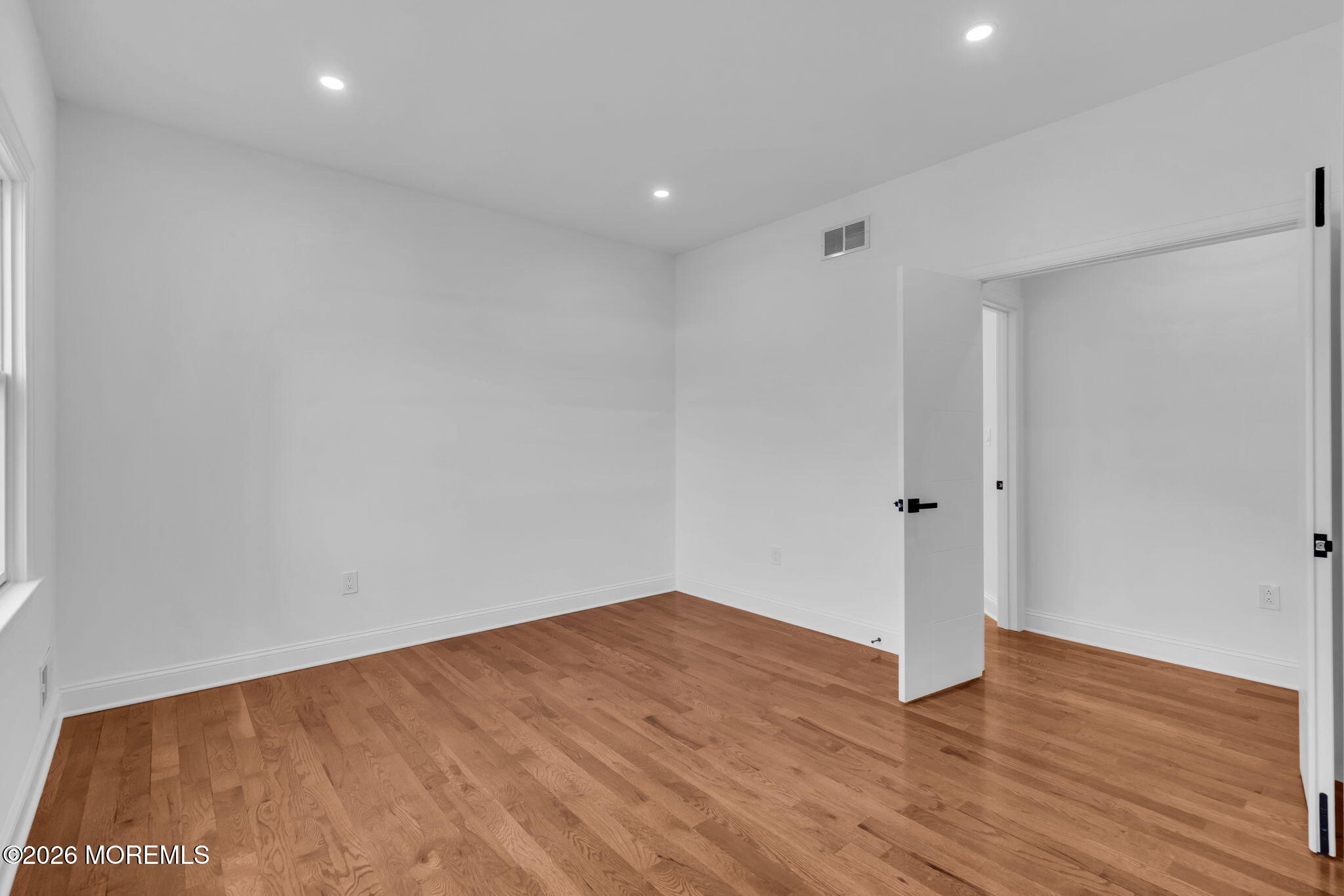 1889 Old Freehold Road Toms River, NJ 08755 - Photo 29 of 49 29-web-or-mls-DSC03008