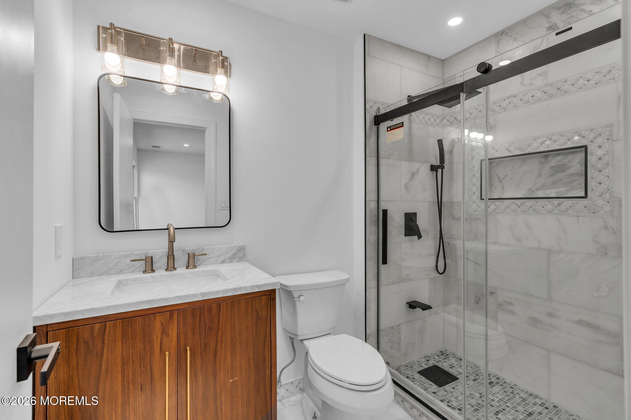 1889 Old Freehold Road Toms River, NJ 08755 - Photo 42 of 49 42-web-or-mls-DSC02883