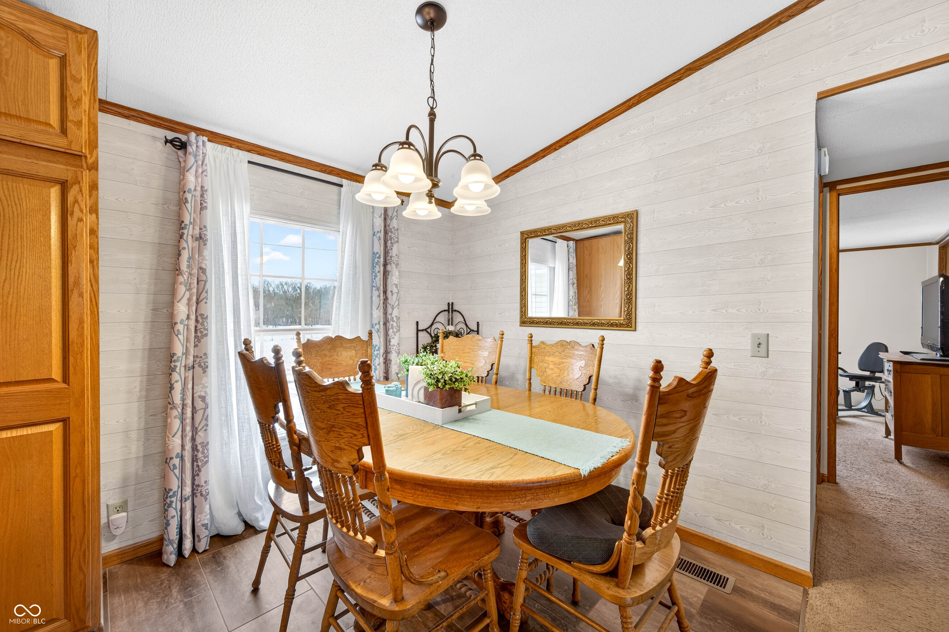 976 Vinegar Hill Road Bedford, IN 47421 - Photo 17 of 112