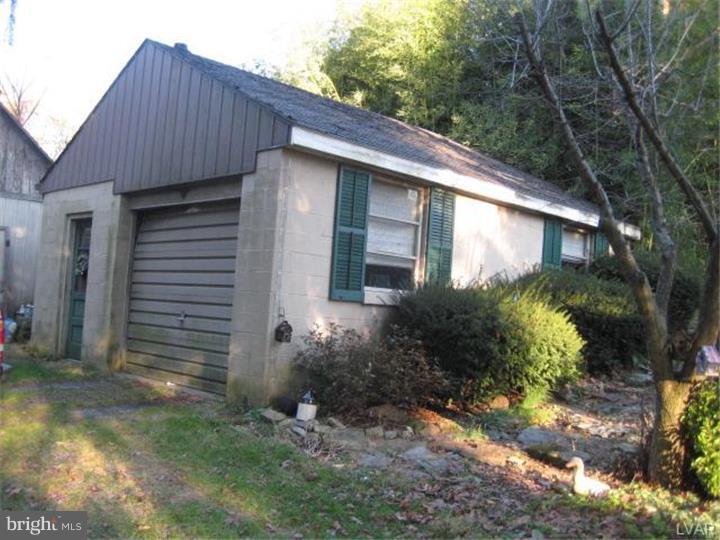 5677 Vera Cruz Road Emmaus, PA 18049 - Photo 11 of 14 Gallery Image 11