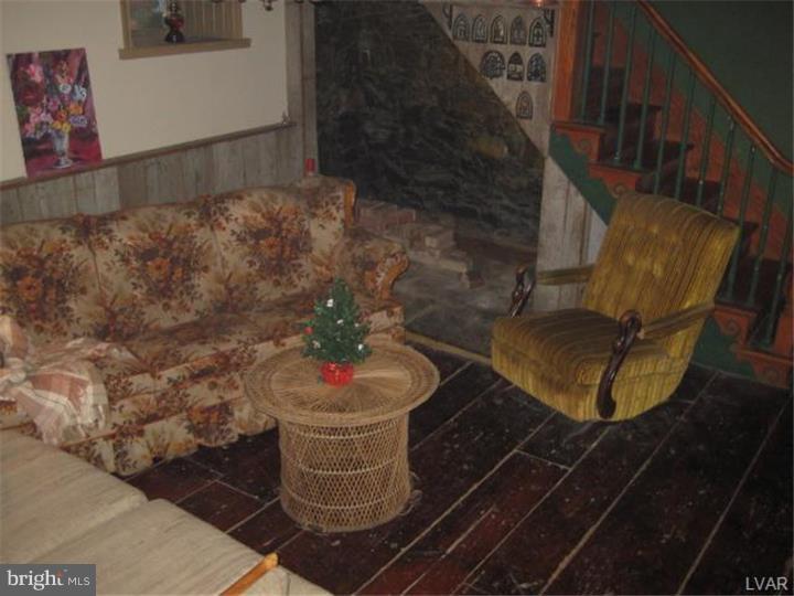 5677 Vera Cruz Road Emmaus, PA 18049 - Photo 7 of 14 Gallery Image 7