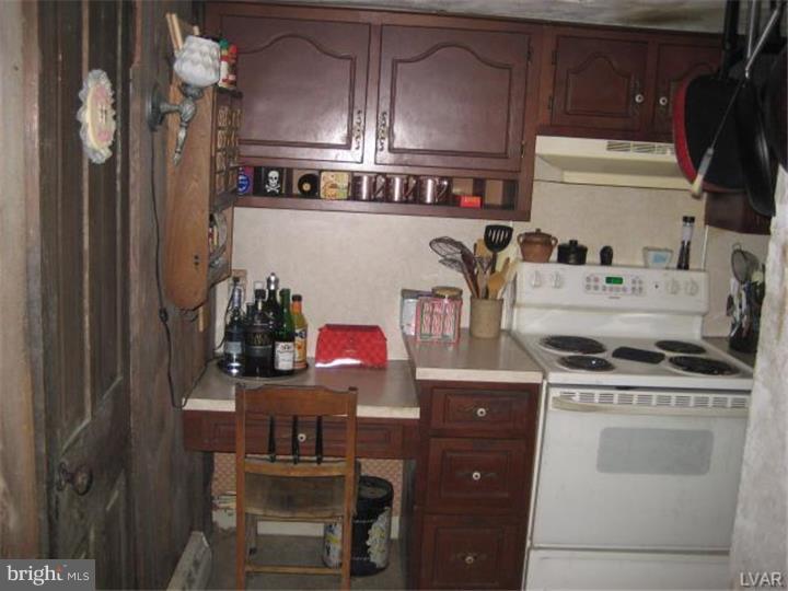 5677 Vera Cruz Road Emmaus, PA 18049 - Photo 9 of 14 Gallery Image 9