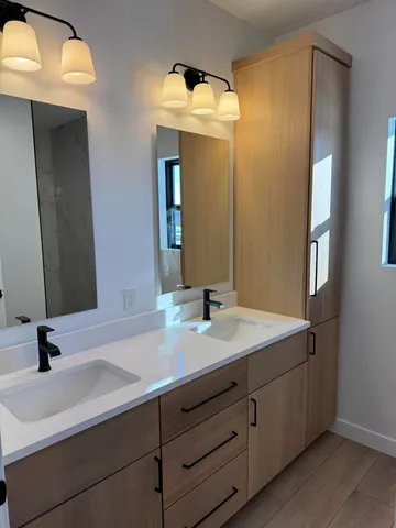 $579,900 | 3115 Cortland Street, Onalaska, WI 54650