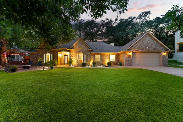 $974,500 | 2700 Pearce Road, Austin, TX 78730