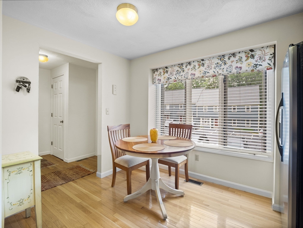 4 Deer Path, Unit 2 Maynard, MA 01754 - Photo 5 of 34