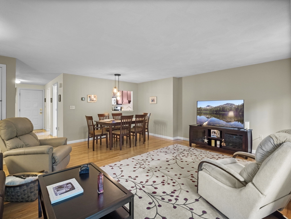 4 Deer Path, Unit 2 Maynard, MA 01754 - Photo 6 of 34