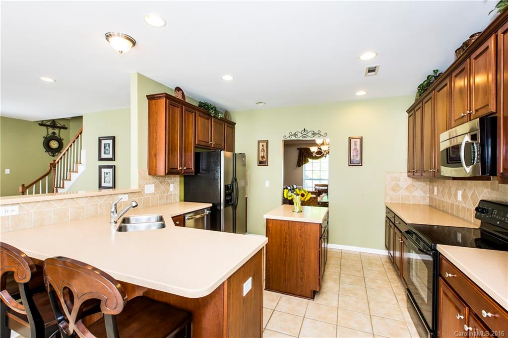 318 Forest Walk Lane Fort Mill, SC 29708 - Photo 10 of 23 Gallery Image 10