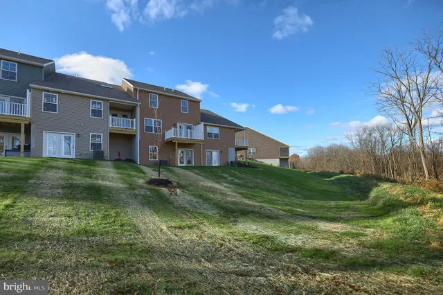 $353,665 | 7262 White Oak Boulevard, Harrisburg, PA 17112