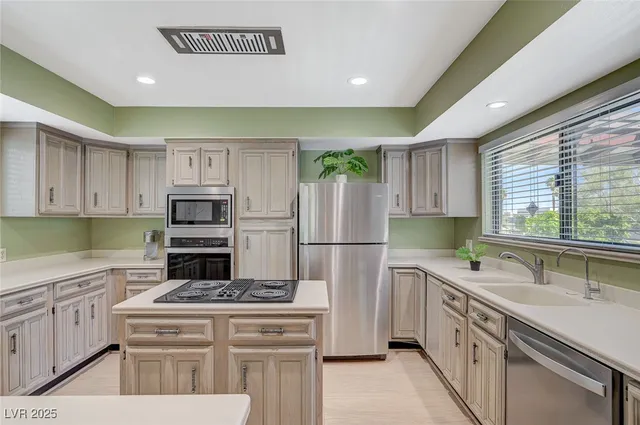 $3,000 | 2885 Duneville Street, Las Vegas, NV 89146