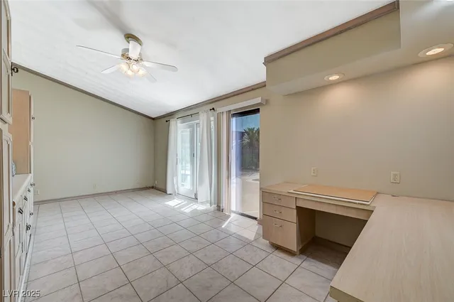 $3,000 | 2885 Duneville Street, Las Vegas, NV 89146