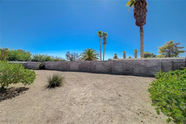 $3,000 | 2885 Duneville Street, Las Vegas, NV 89146