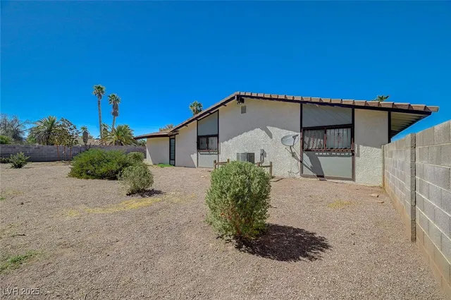 $3,000 | 2885 Duneville Street, Las Vegas, NV 89146