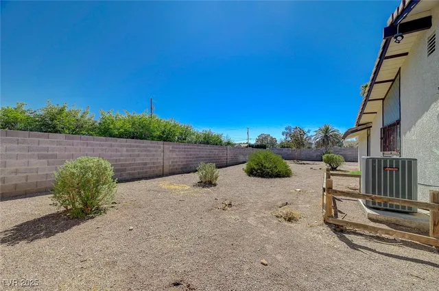$3,000 | 2885 Duneville Street, Las Vegas, NV 89146
