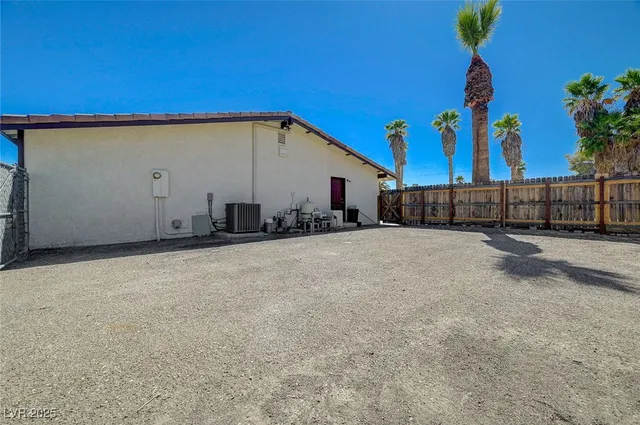 $3,000 | 2885 Duneville Street, Las Vegas, NV 89146