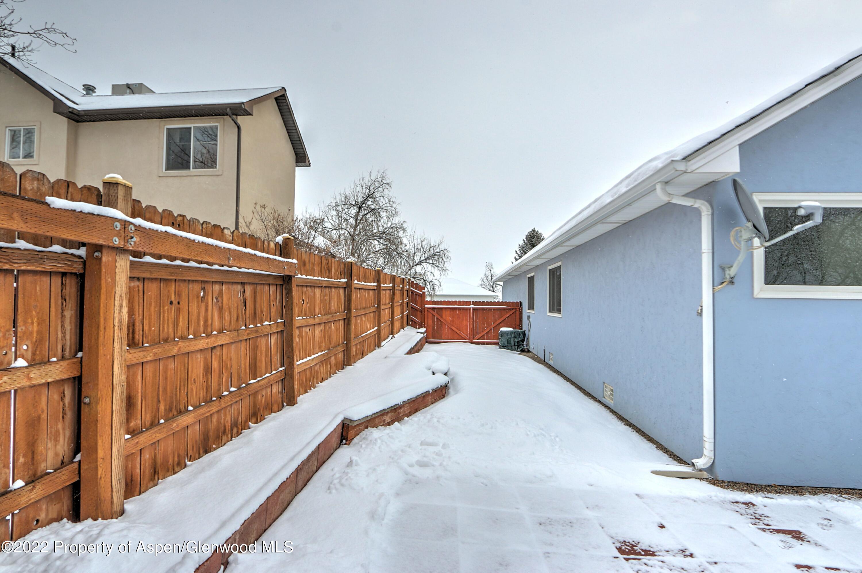 993 Hickory Drive Rifle, CO 81650 - Photo 22 of 25 Parking for your toys