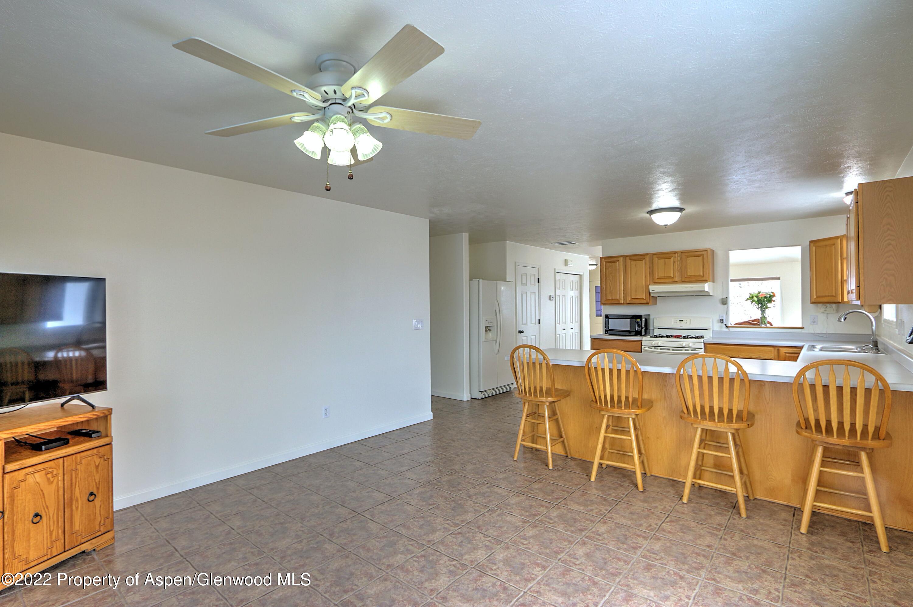 993 Hickory Drive Rifle, CO 81650 - Photo 7 of 25 IMG_7402_3_4_5_6_7_8
