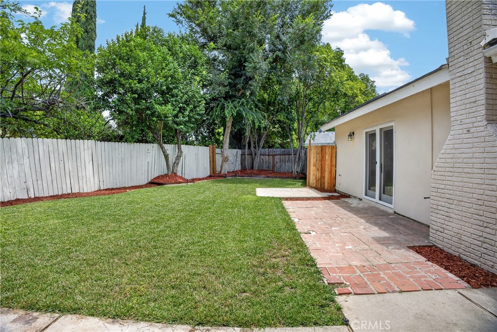 24441 Denise Place Newhall, CA 91321 - Photo 10 of 43