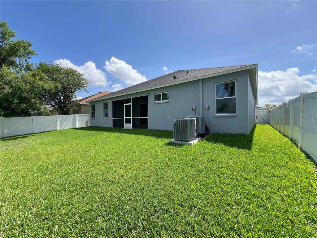 6906 Boulder Run Loop Wesley Chapel, FL 33545 - Photo 39 of 53