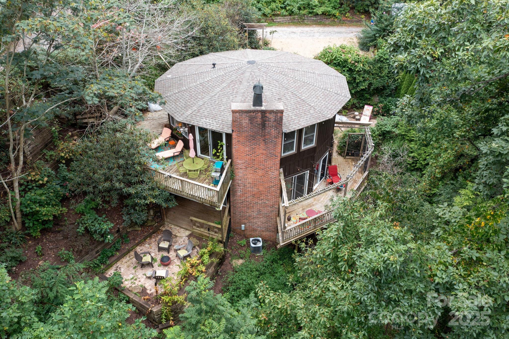 9 Reuben Road Asheville, NC 28804 - Photo 2 of 44 Gallery Image 2