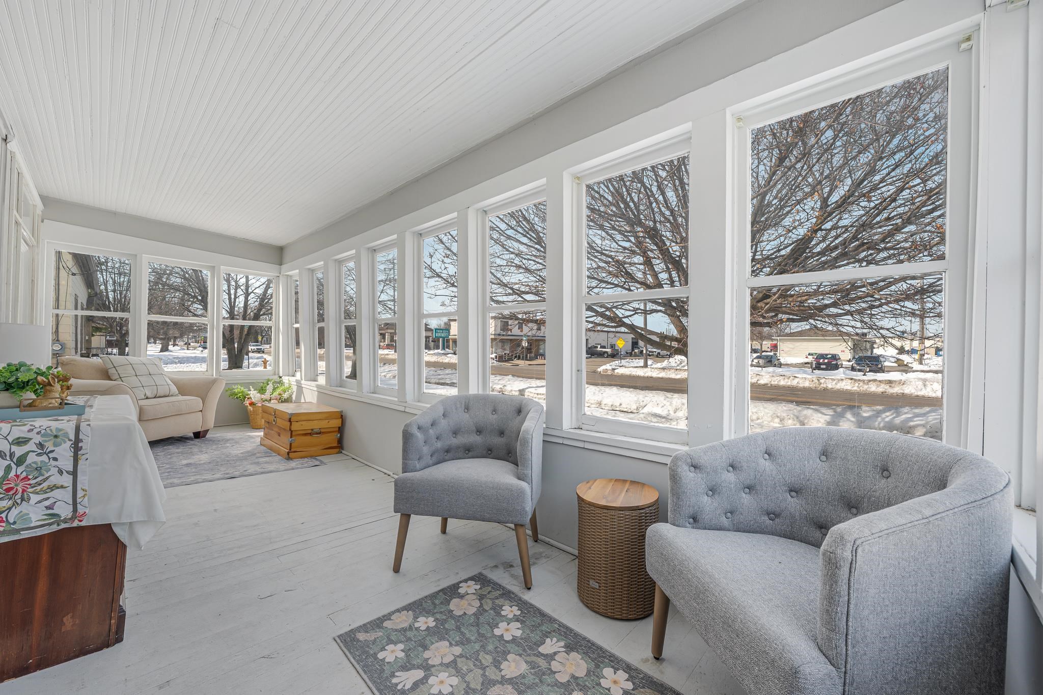 724 Main Street Neenah, WI 54956 - Photo 2 of 31