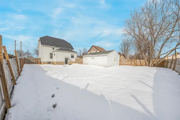 $214,900 | 724 Main Street, Neenah, WI 54956