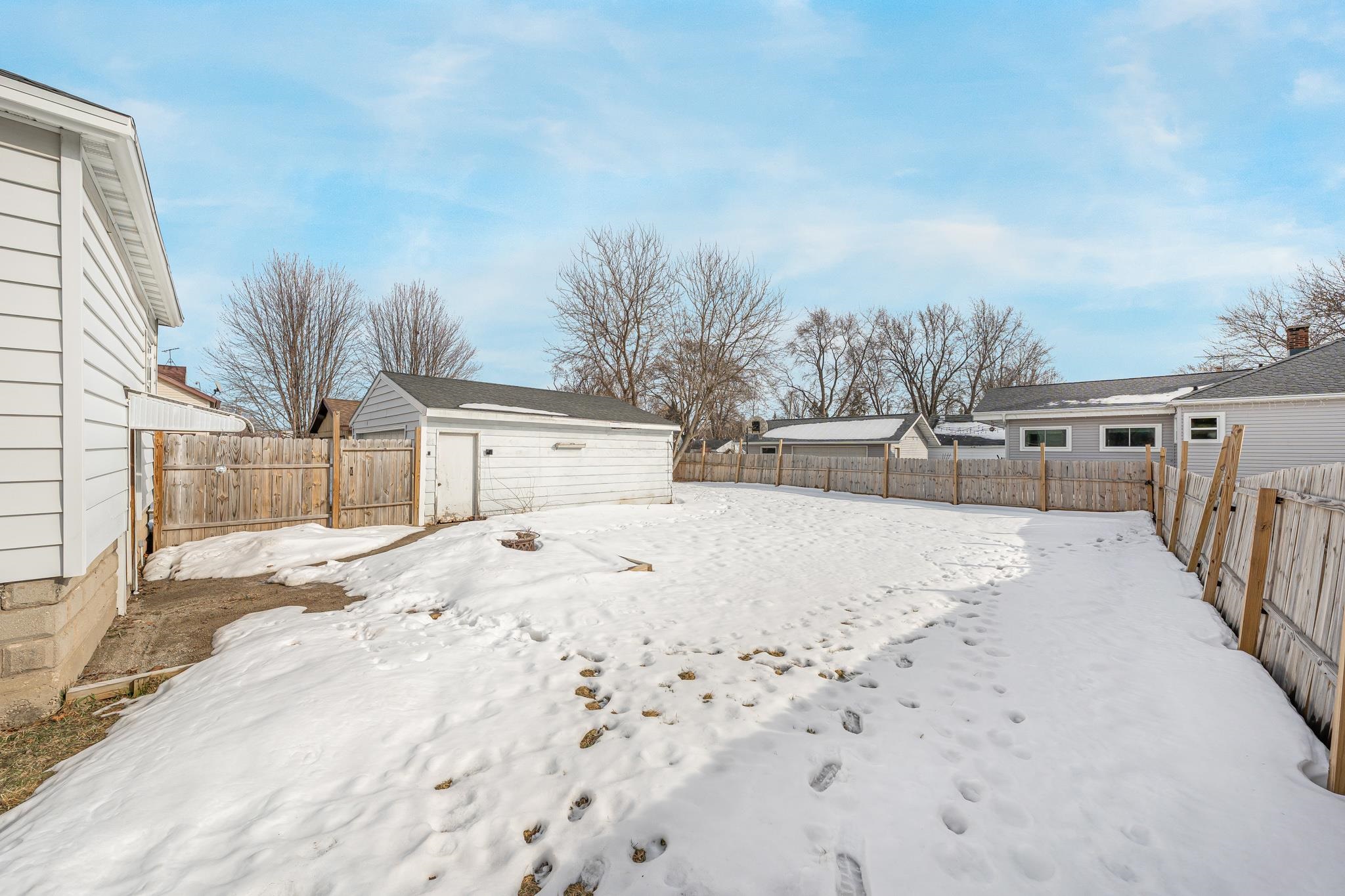 724 Main Street Neenah, WI 54956 - Photo 26 of 31