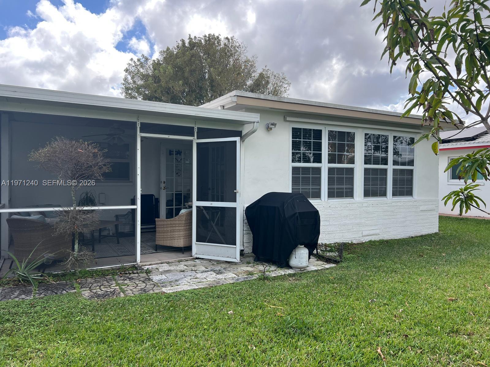 6805 Northwest 75th Street Tamarac, FL 33321 - Photo 13 of 50