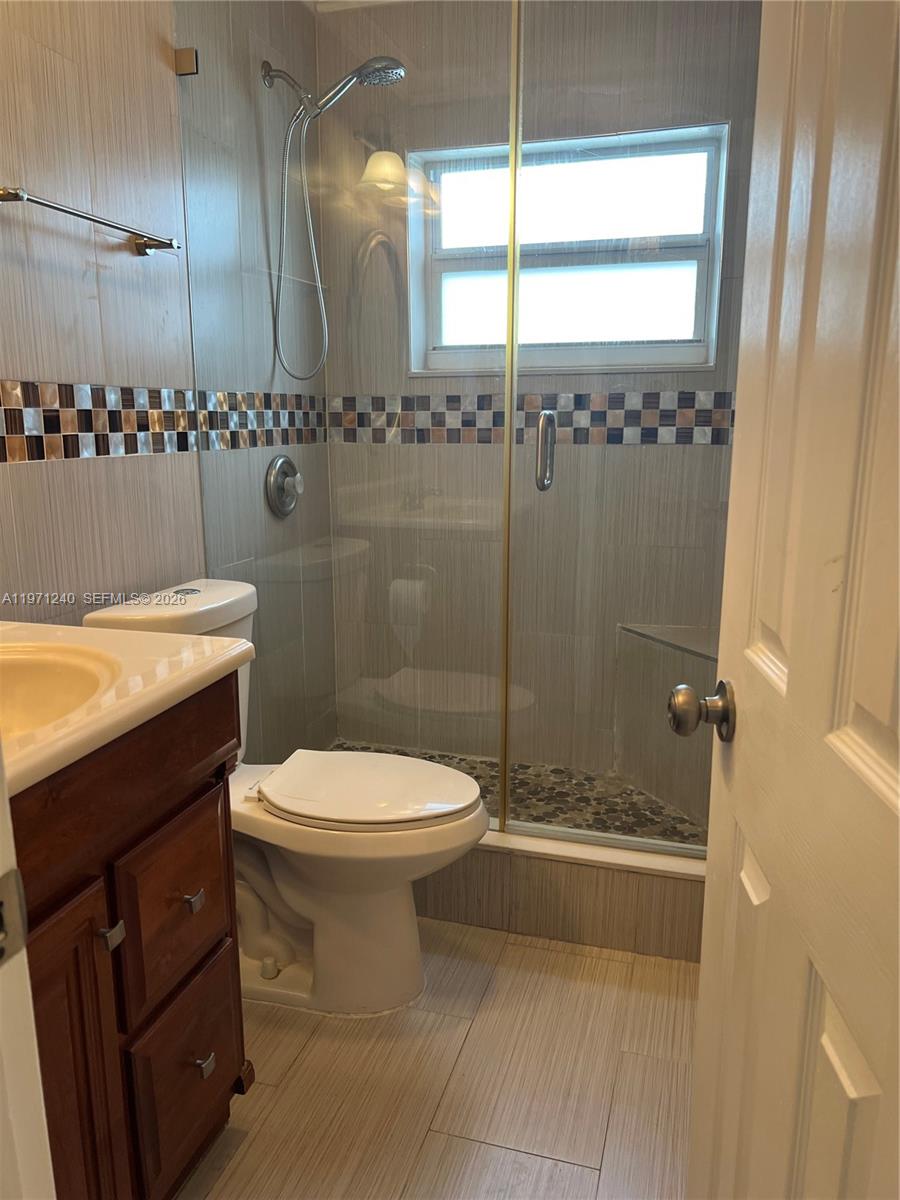 6805 Northwest 75th Street Tamarac, FL 33321 - Photo 34 of 50