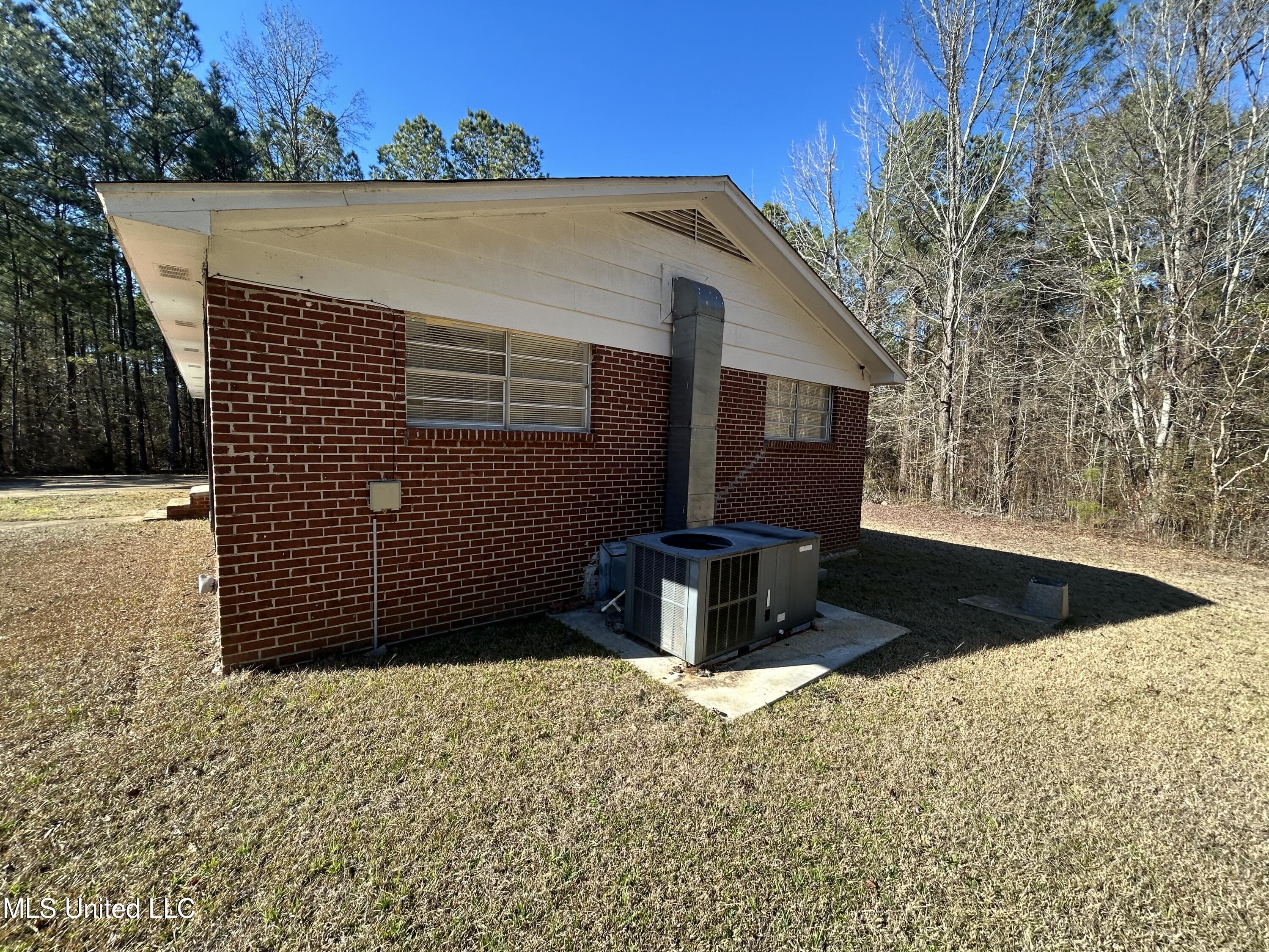 759 Shuqualak Road Preston, MS 39354 - Photo 46 of 57 IMG_1311