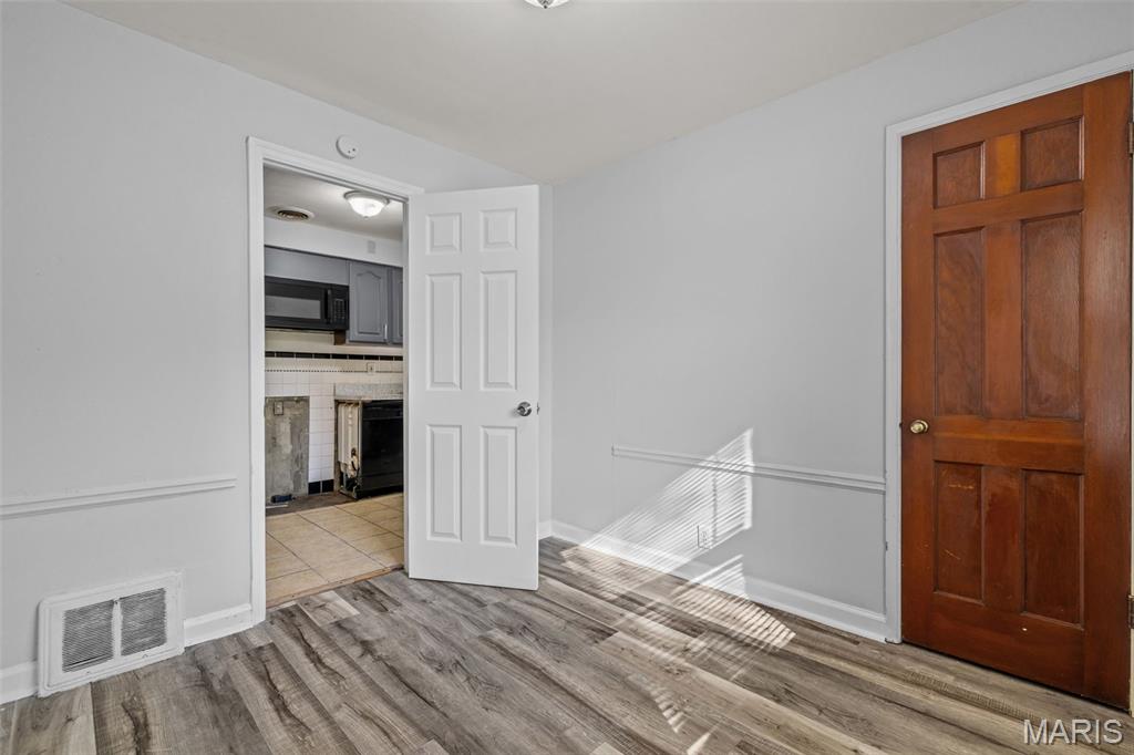 8234 Airport Road St. Louis, MO 63134 - Photo 20 of 26