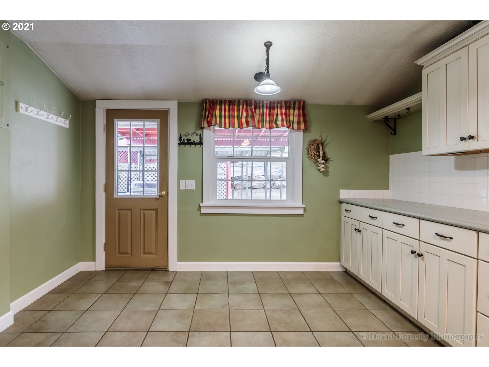 77924 Rutters Road Clatskanie, OR 97016 - Photo 6 of 28 Gallery Image 6