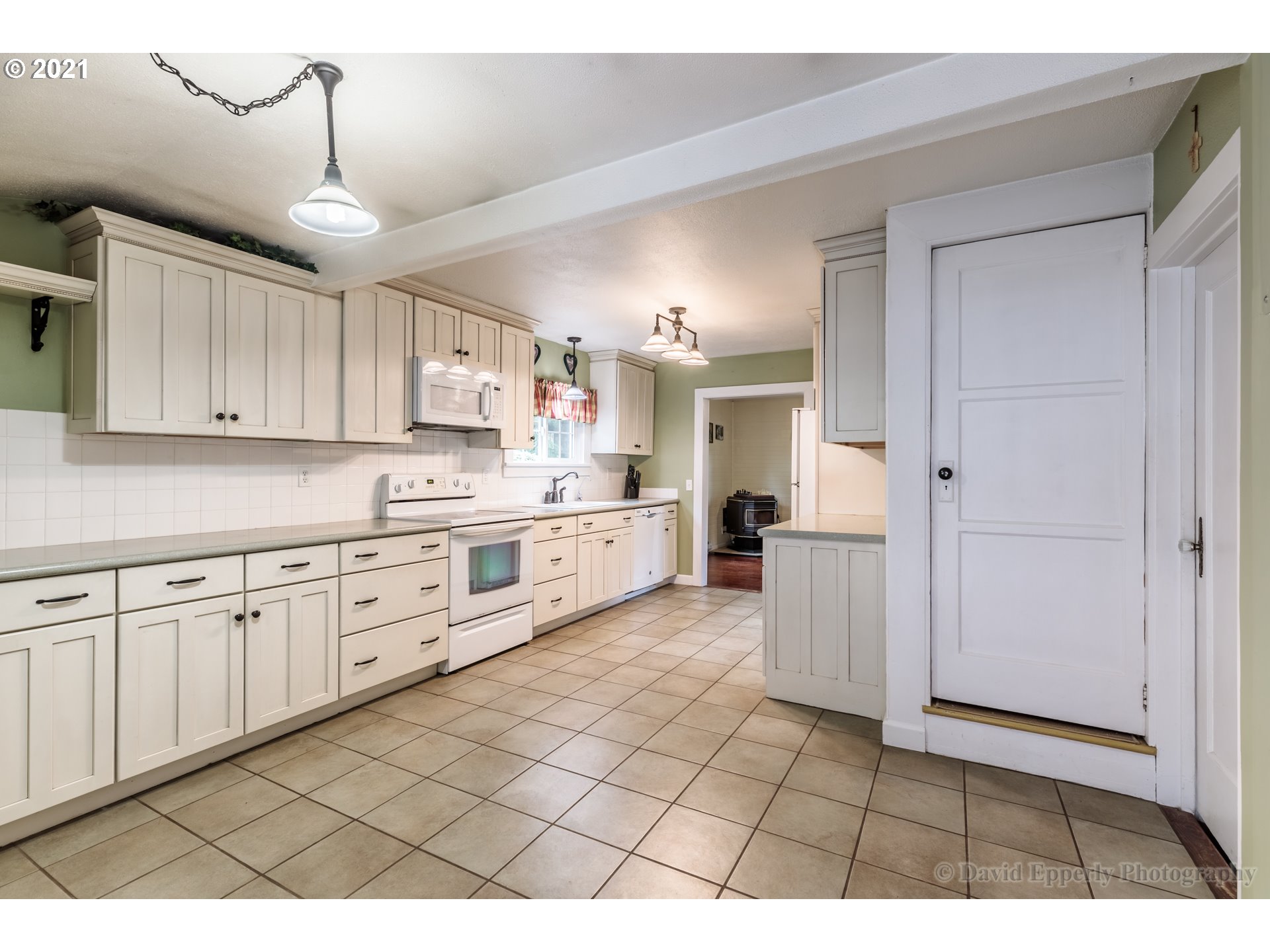 77924 Rutters Road Clatskanie, OR 97016 - Photo 8 of 28 Gallery Image 8